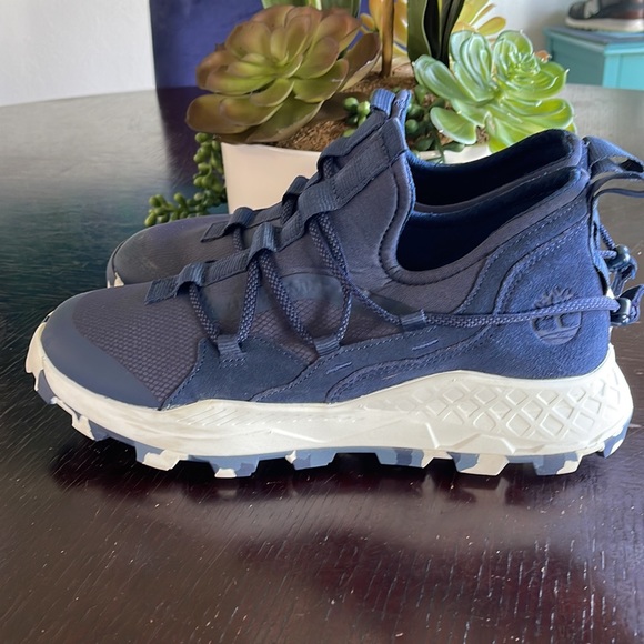 BNWOT Timberland trail runners hiking sneakers suede/neoprene 9US - Picture 2 of 8